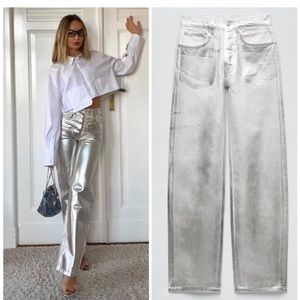 Zara ZW MID-RISE BOYFRIEND JEANS
SILVER